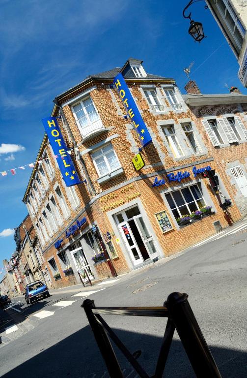 Les Reflets Jaunes Givet Exteriér fotografie